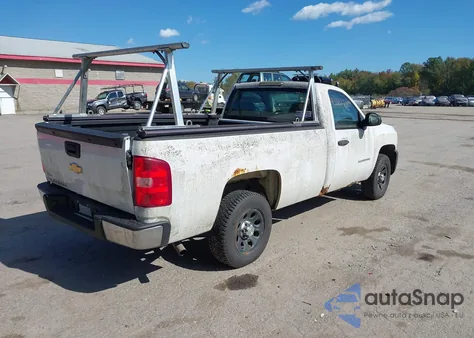 2011 Chevrolet Silverado 1500 Work Truck z USA, uszkodzony, nr VIN 1GCNCPEX3BZ389193